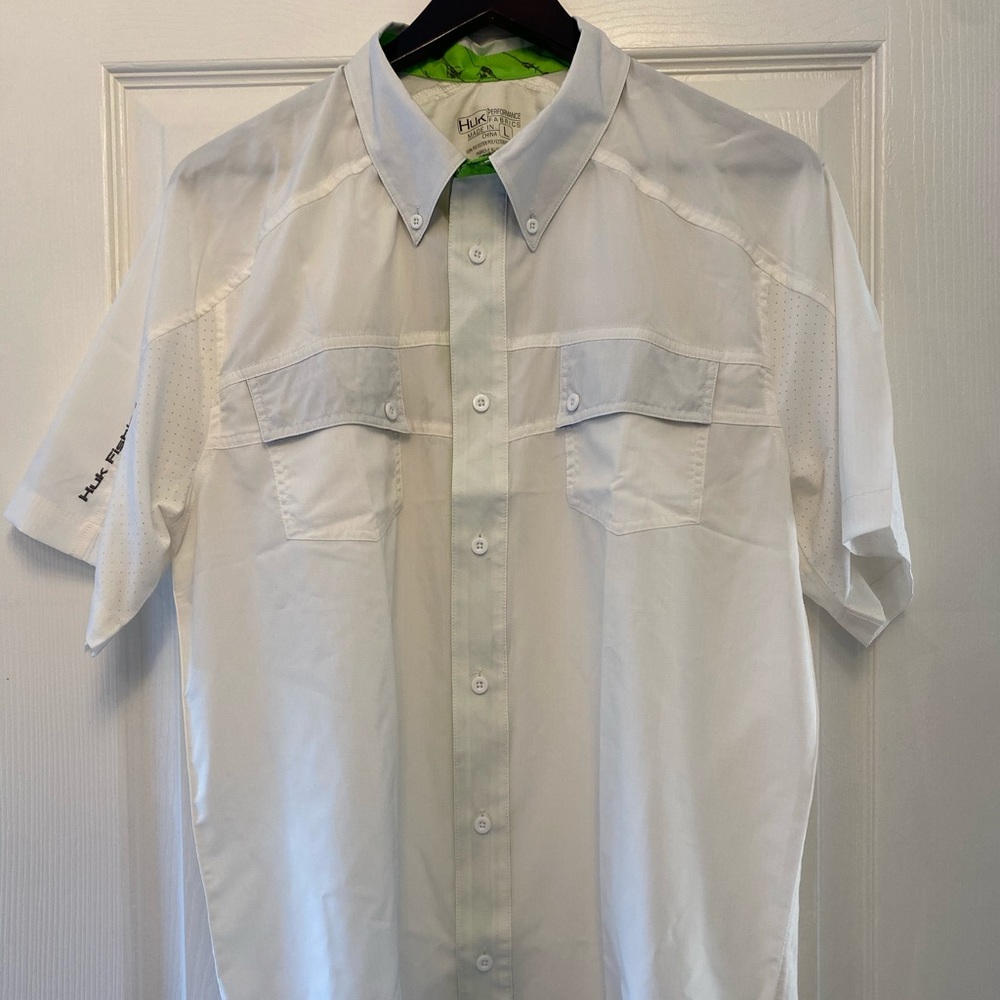 Huk Tide Point performance fishing button down